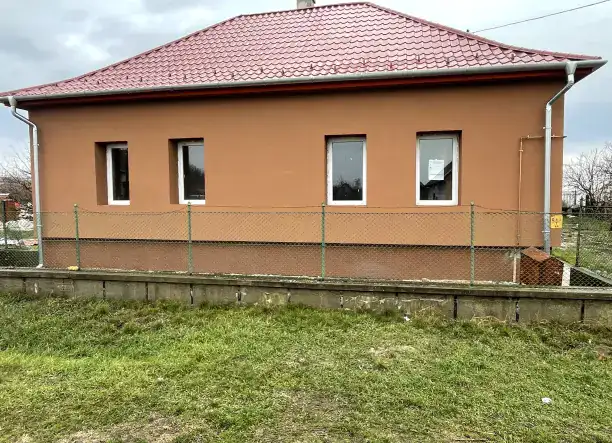 Házak kivitelezése, felújítása - Túl Nagy meló…Mi megoldjuk!