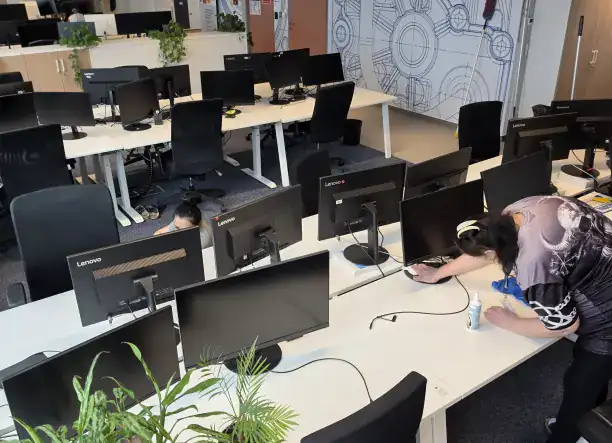 Irodák és intézmények takarítása!