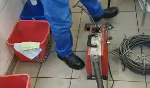 Sürgős Dugulás? Profi Segítség, Bárkinek és Bármikor!”