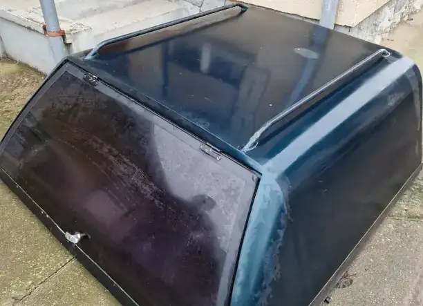 Toyota hilux platódoboz