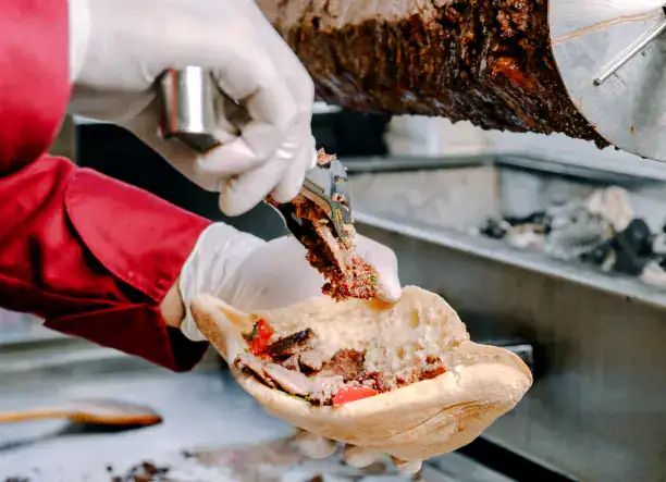 Gyros készítő/pultos kollégát keresünk Székesfehérvárra!