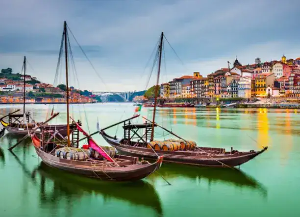 8 napos körutazás Portugáliában, Portótól Lisszabonig, repülőjeggyel, illetékkel, reggelivel, idegenvezetéssel