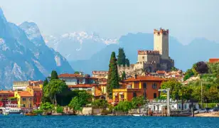 8 napos nyaralás Jesolóban, Olaszország kedvelt tengerparti üdülőhelyén, reggelivel, fakultatív kirándulásokkal Velencébe vagy a Garda-tóhoz