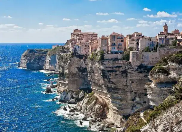 8 napos kirándulás Szardínián és Korzikán, repülőjeggyel, illetékkel, reggelivel, 3-4*-os szállásokkal, programokkal, idegenvezetéssel