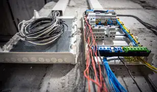 Megbízható Villanyszerelés Otthonra és Vállalkozásra!