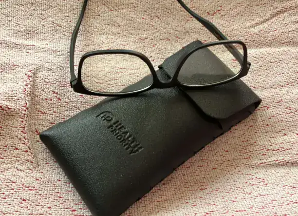 Kékfény védőszemüveg számítógéphez és mobiltelefonhoz