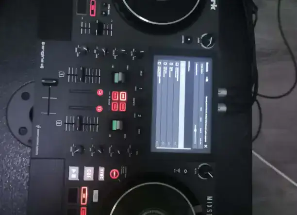 Zenei szolgáltatás egy jó bulihoz.