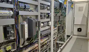 Gyengeáramú kábelezés, nyomvonal építés, brigád azonnali kezdéssel