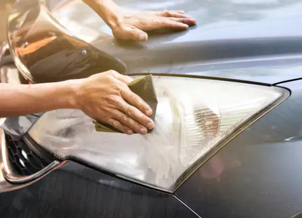 Dr. Shield – szélvédő és lámpa felújítás Szolnokon!