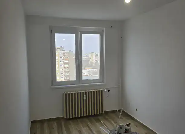 Festést/laminált parkettázást vállalok!