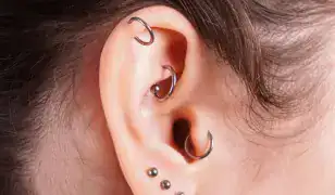 MEDICAL PRO PIERCING ✨ Akupunktúrás piercingek – amikor a szépség és a jó közérzet találkozik!