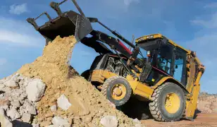 Kotrógép bérbeadás törőfejjel, kanalakkal – komplett megoldás!