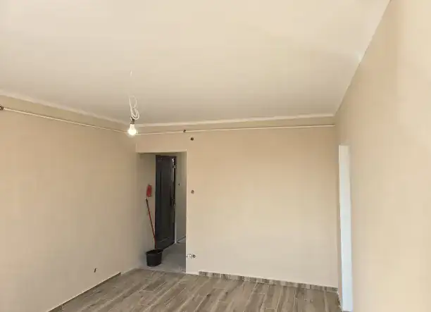 Festést/laminált parkettázást vállalok!