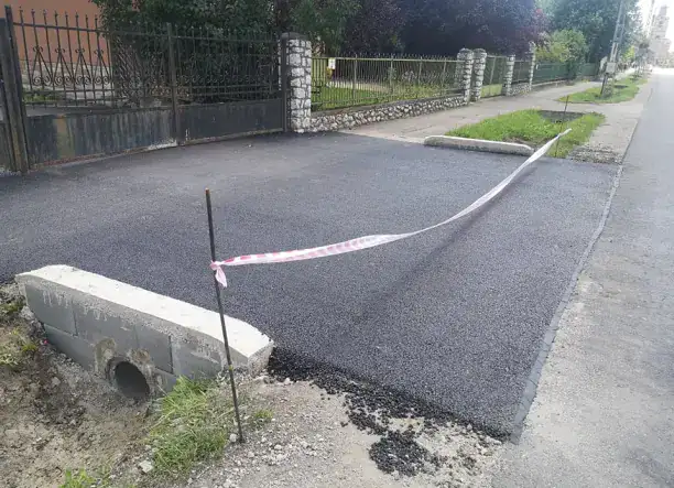 Aszfaltozás, térkövezés