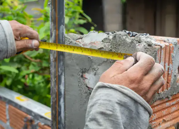 Kőműves és segédmunkás munkatársakat keresünk azonnali kezdéssel!