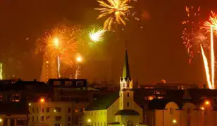 5 napos szilveszteri kirándulás Izlandon, repülőjeggyel, illetékkel, reggelivel, 3*-os szállással, idegenvezetéssel