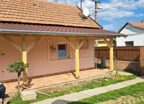 Ács, tetőfedő, bádogos munkát vállalok országosan
