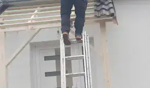 Tető alá hozzuk az elképzeléseit! – Ács, Tetőfedő és Bádogos munkák 🏠🔨