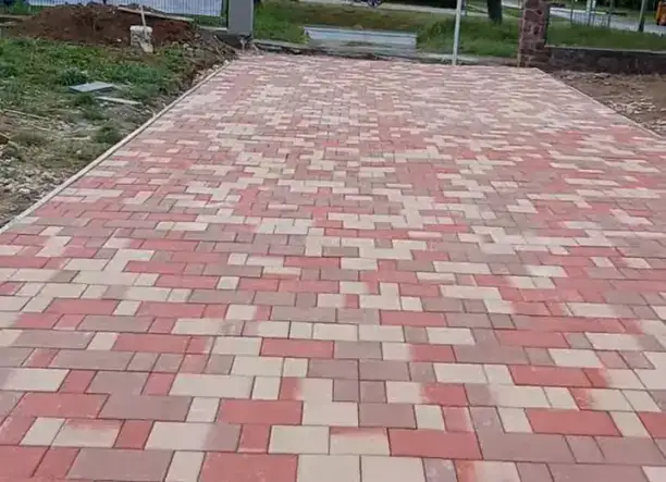 kömüves munkálatok