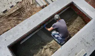 Köműves munkát vállal!!