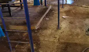Vas és fa kerítések felújítása, mázolása